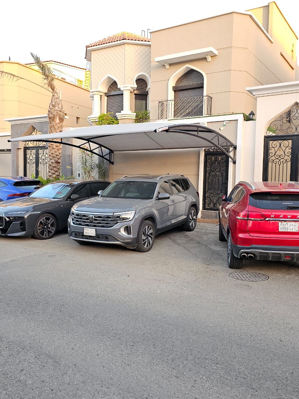 مظلات سيارات